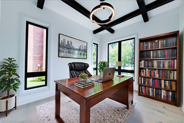 394 S Glenhurst Drive, Birmingham, MI 48009