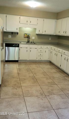 5636 Ahuawa Place, Diamondhead, MS 39525