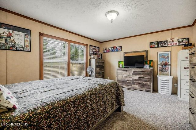 14914 Peach Stone Rd, Crawford, TN 38554