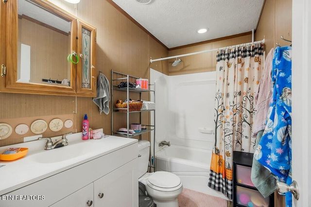 14914 Peach Stone Rd, Crawford, TN 38554