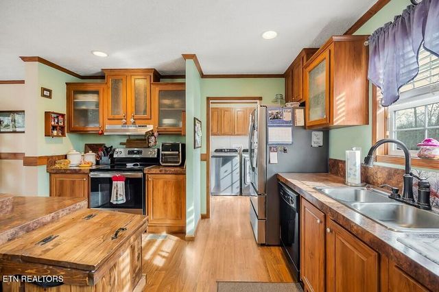 14914 Peach Stone Rd, Crawford, TN 38554