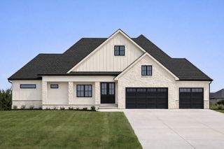 2004 NE Pond View Court, Ankeny, IA 50021