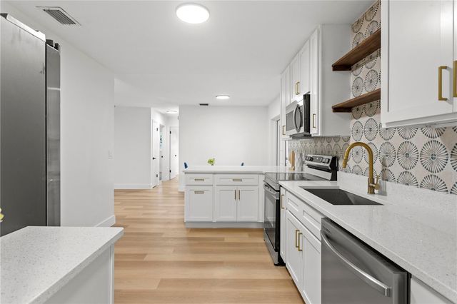 1500 78TH AVENUE N, St Petersburg, FL 33702