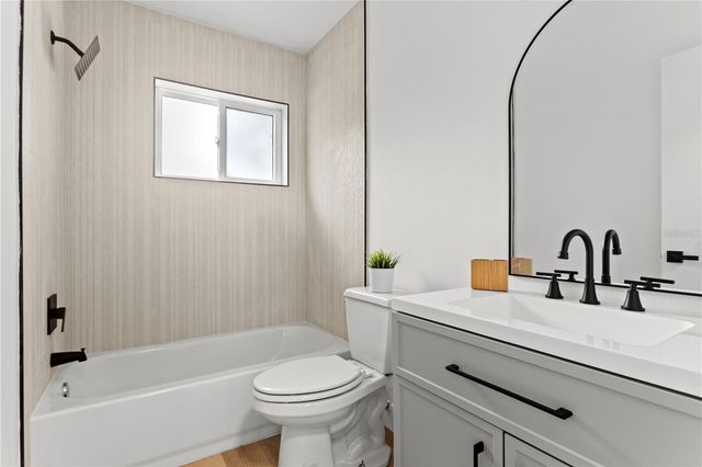 1500 78TH AVENUE N, St Petersburg, FL 33702
