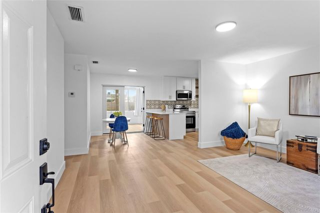 1500 78TH AVENUE N, St Petersburg, FL 33702