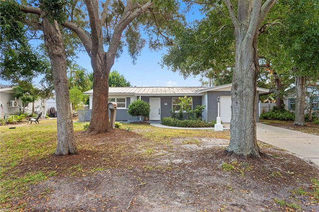 1500 78TH AVENUE N, St Petersburg, FL 33702