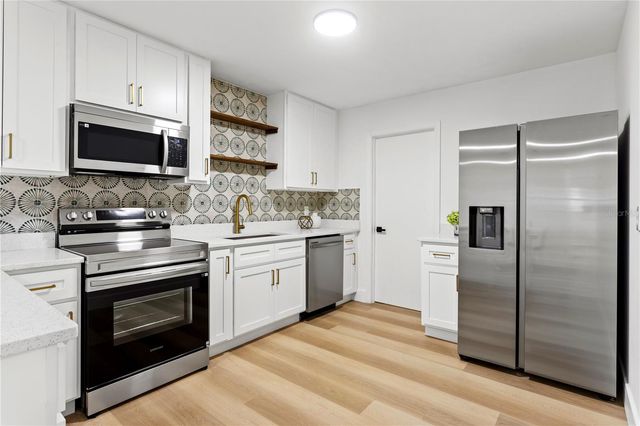 1500 78TH AVENUE N, St Petersburg, FL 33702