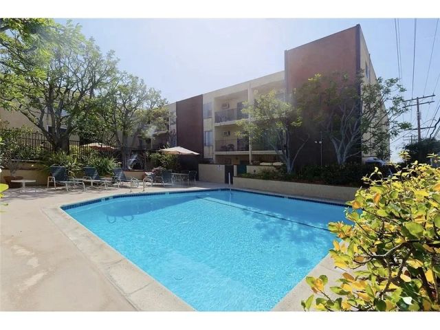 365 Burchett Street 110, Glendale, CA 91203