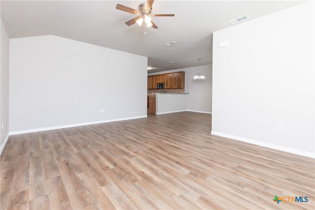 2351A S Wall Street, Belton, TX 76513