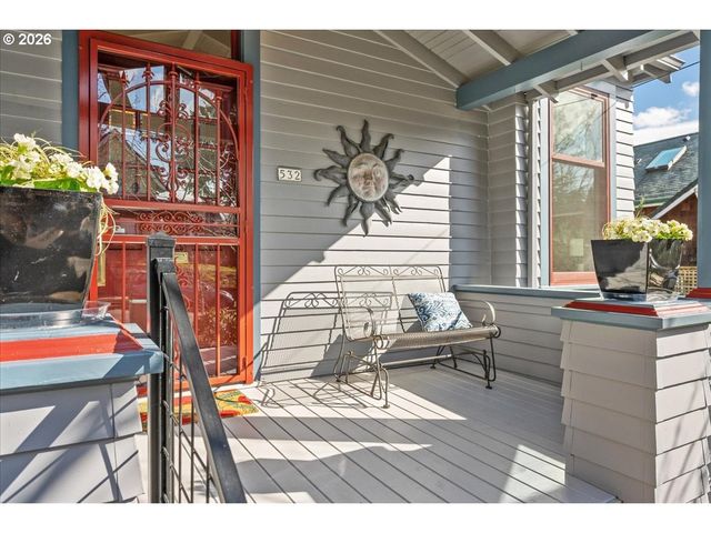 532 Se 69TH Ave, Portland, OR 97215