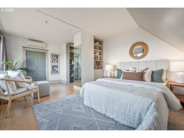 532 Se 69TH Ave, Portland, OR 97215