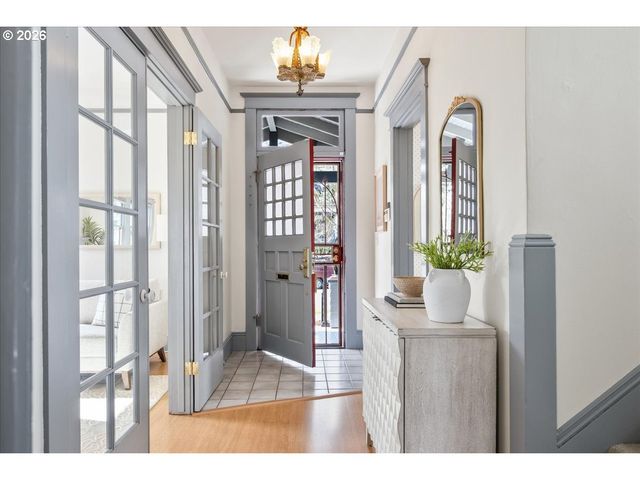 532 Se 69TH Ave, Portland, OR 97215