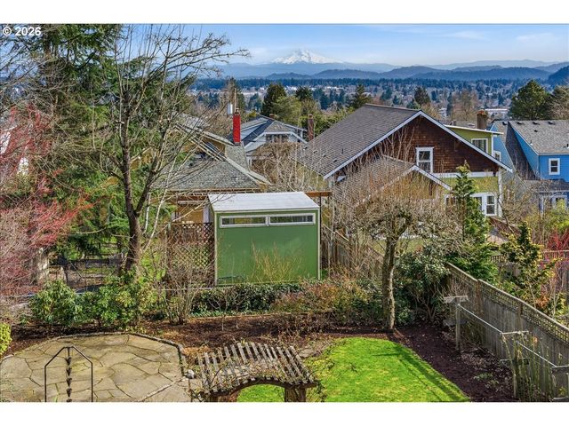 532 Se 69TH Ave, Portland, OR 97215
