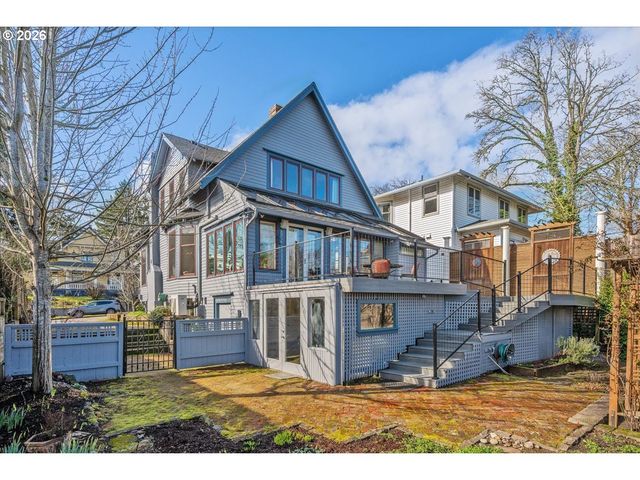 532 Se 69TH Ave, Portland, OR 97215