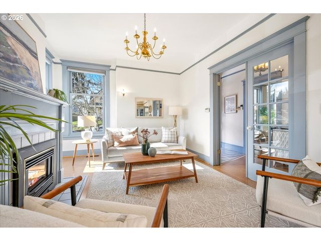 532 Se 69TH Ave, Portland, OR 97215