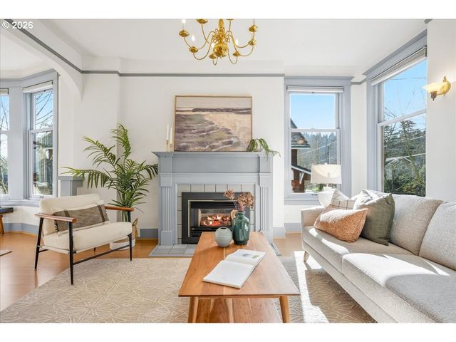 532 Se 69TH Ave, Portland, OR 97215