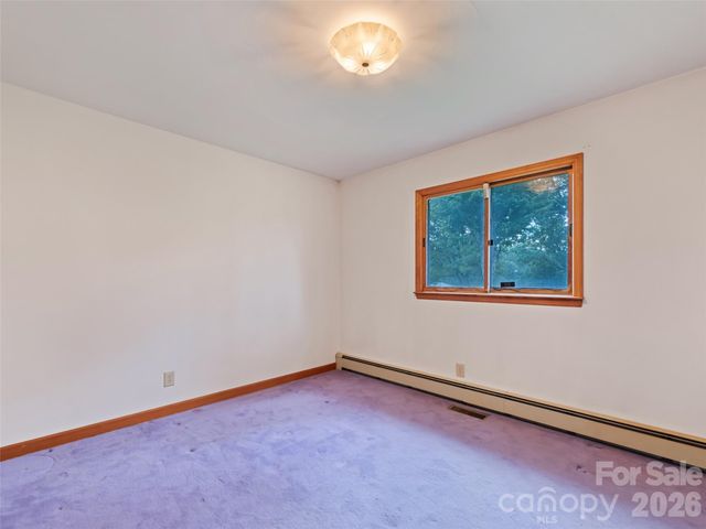 2968 Dutch Cove Road, Canton, NC 28716