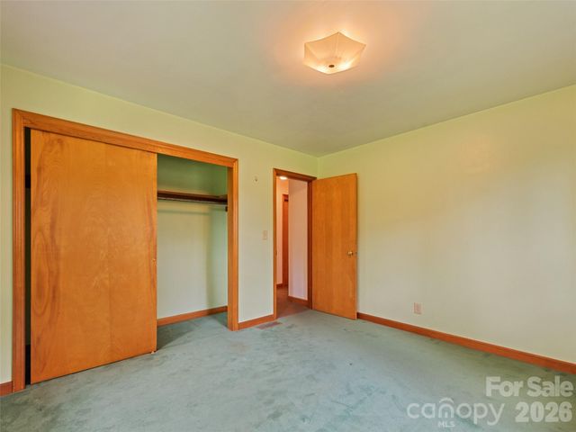 2968 Dutch Cove Road, Canton, NC 28716