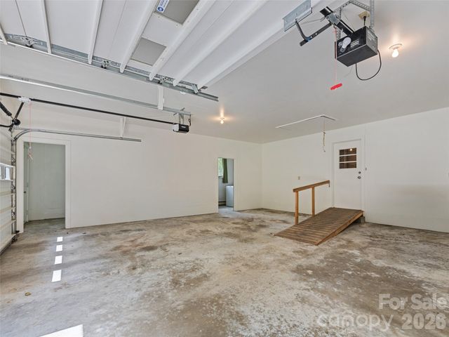2968 Dutch Cove Road, Canton, NC 28716