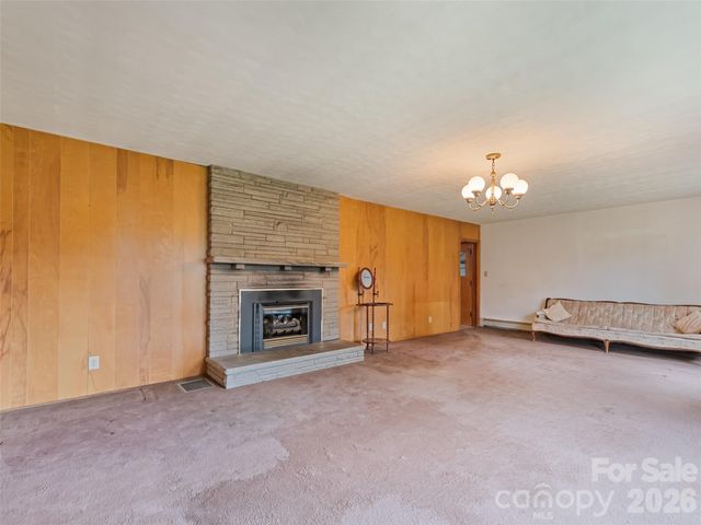 2968 Dutch Cove Road, Canton, NC 28716