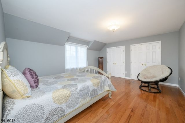 3 Tara Ct, Hardwick Twp., NJ 07825