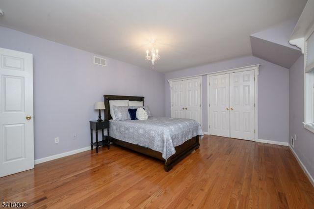 3 Tara Ct, Hardwick Twp., NJ 07825