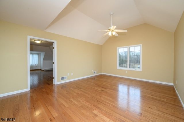 3 Tara Ct, Hardwick Twp., NJ 07825