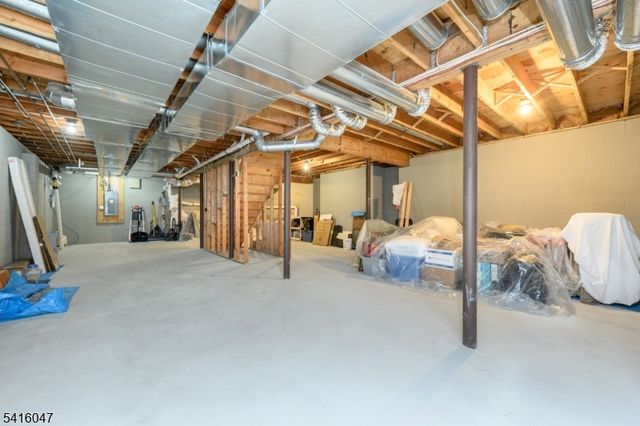 3 Tara Ct, Hardwick Twp., NJ 07825