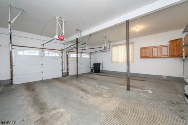 3 Tara Ct, Hardwick Twp., NJ 07825