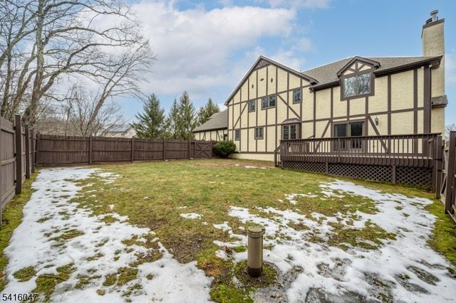 3 Tara Ct, Hardwick Twp., NJ 07825
