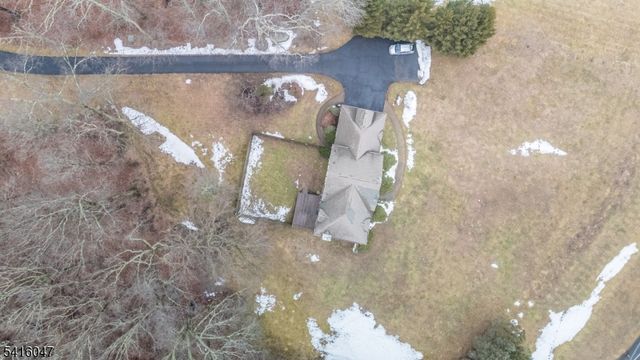 3 Tara Ct, Hardwick Twp., NJ 07825