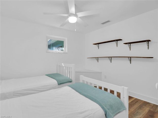 9144 7th ST, Naples, FL 34108