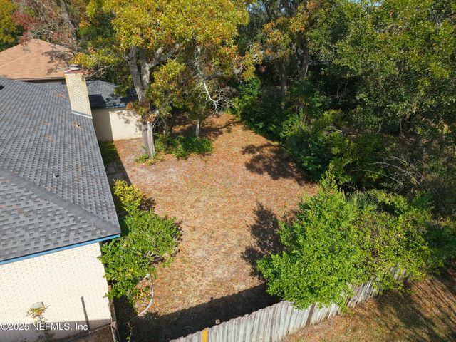 4135 DAWNRIDGE Road E, Jacksonville, FL 32277