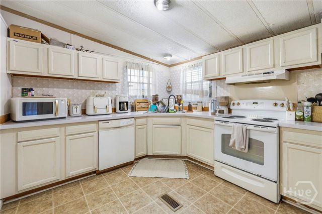 476 Cypress Bay Loop Road, Ellabell, GA 31308