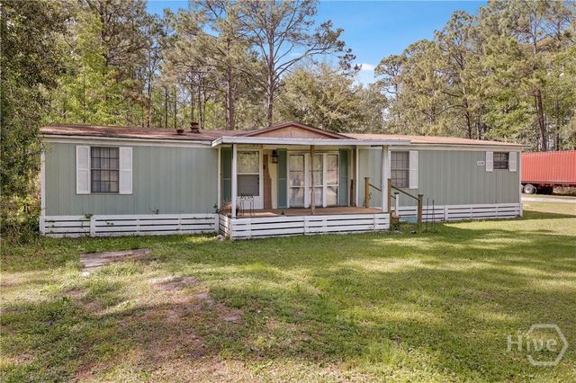 476 Cypress Bay Loop Road, Ellabell, GA 31308