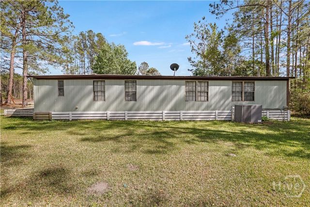 476 Cypress Bay Loop Road, Ellabell, GA 31308
