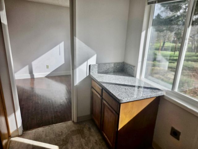 376 Crowson Road, Ashland, OR 97520