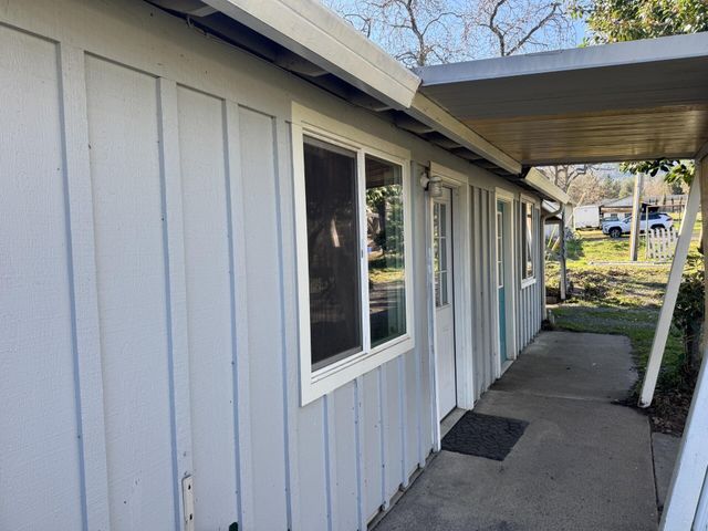 376 Crowson Road, Ashland, OR 97520