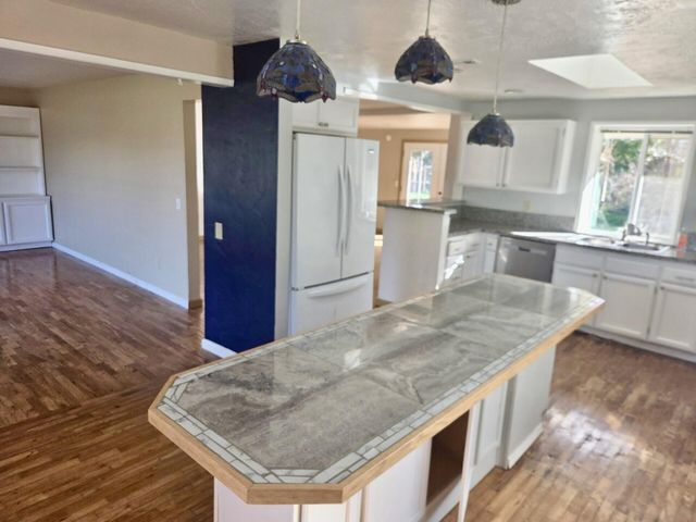 376 Crowson Road, Ashland, OR 97520