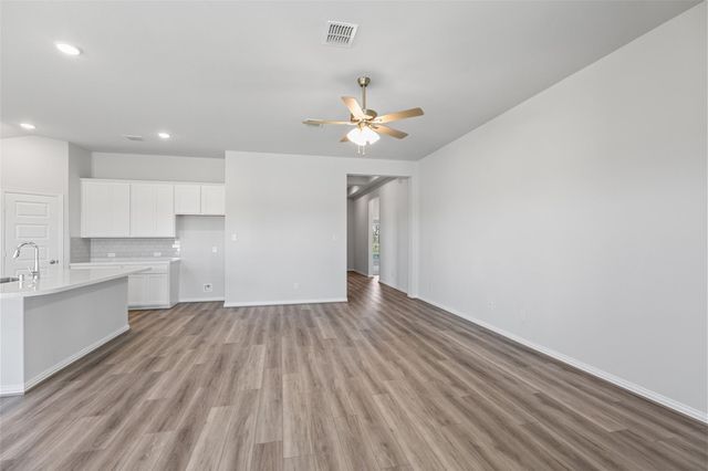 1266 W Shepard Drive, Dayton, TX 77535