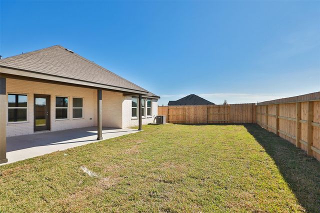 1266 W Shepard Drive, Dayton, TX 77535