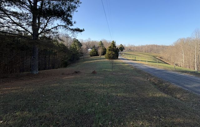 149 Annette Ln, Leoma, TN 38468