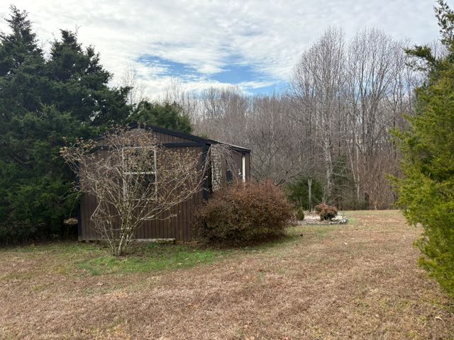 149 Annette Ln, Leoma, TN 38468