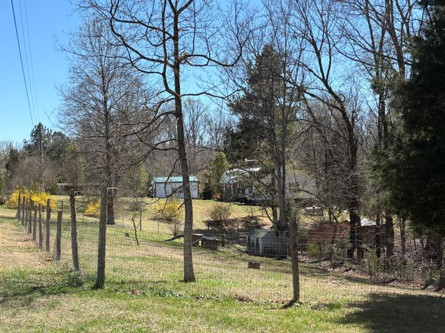 149 Annette Ln, Leoma, TN 38468