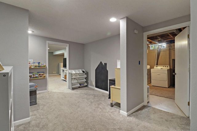 8312 28th AVENUE, Kenosha, WI 53143