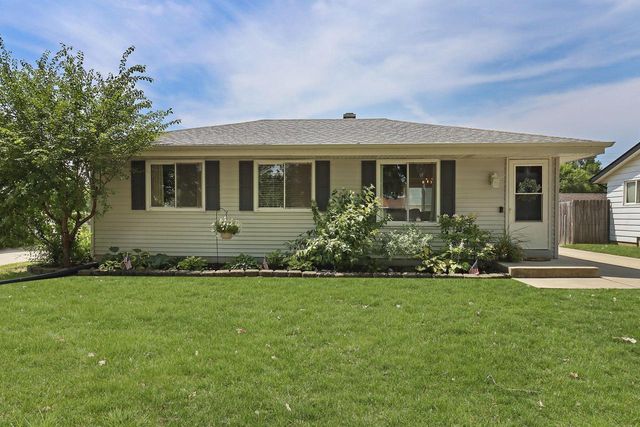 8312 28th AVENUE, Kenosha, WI 53143