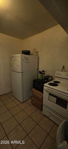 2113 W MONROE Street, Phoenix, AZ 85009