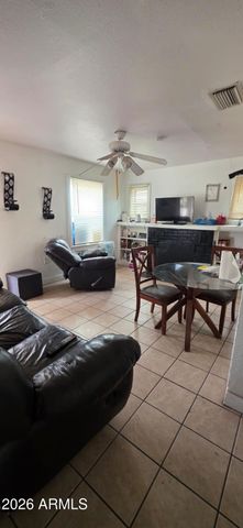 2113 W MONROE Street, Phoenix, AZ 85009