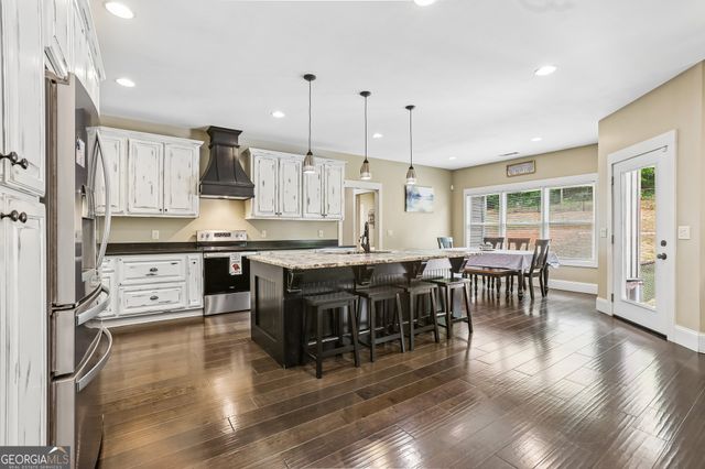 1062 Union Grove Church Road SE, Adairsville, GA 30103