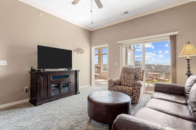 200 Majestic Drive 114, Branson, MO 65616